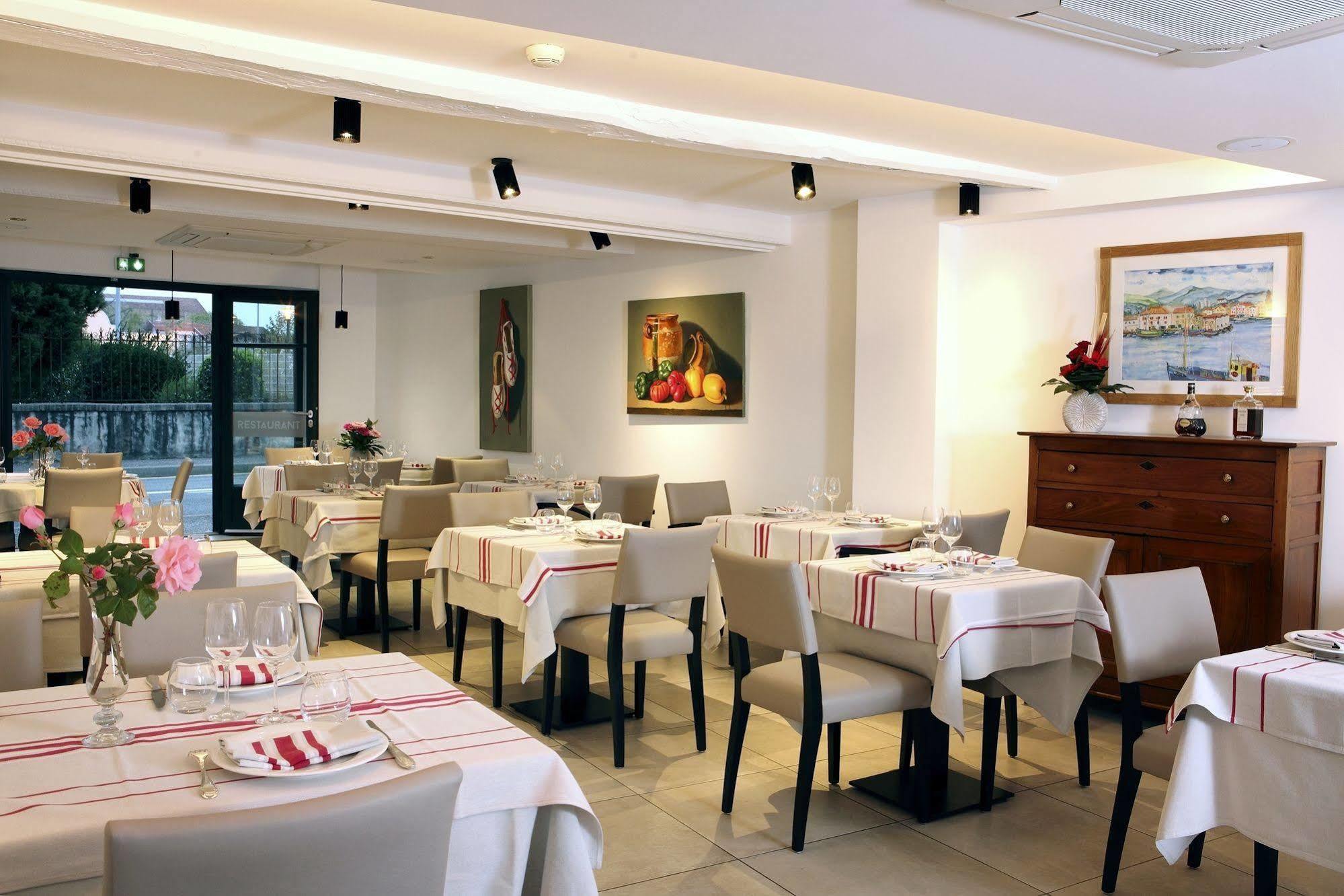 De La Nivelle Hotel Saint-Pee-sur-Nivelle Luaran gambar